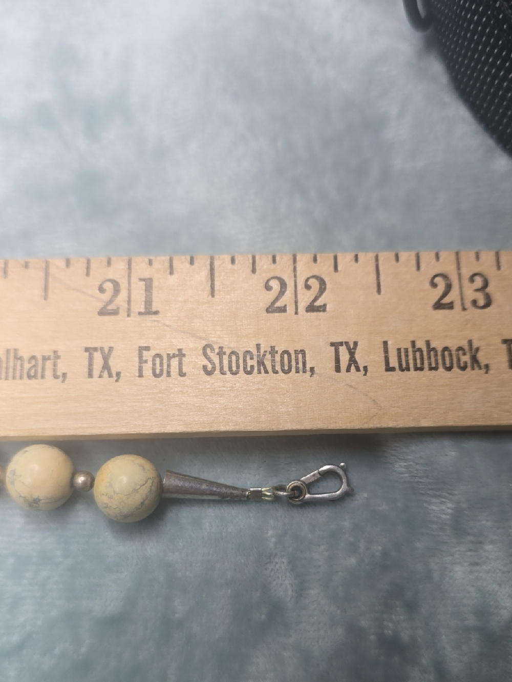 Snowflake Obsidian and Cream/White Howlite Silver Tone Beaded Necklace - Picture 10 of 13